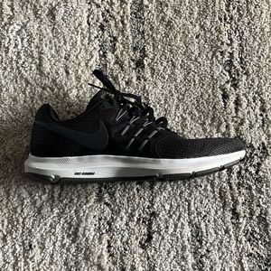 Women’s Nike running shoes